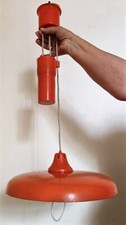 suspension seventies en métal et plastique orange avec systeme monte et baisse