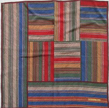 -Superbe Foulard  CHRISTIAN