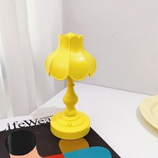 Desk Lamp Retro Leaf Ingenious Lovely 3 Light Sources Small Table Night