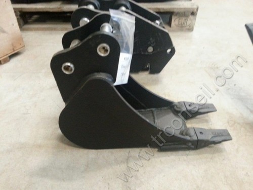 Godet 150mm axes 25mm pour - godet,