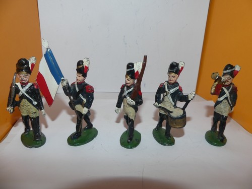 Lot figurines quiralu - lot,