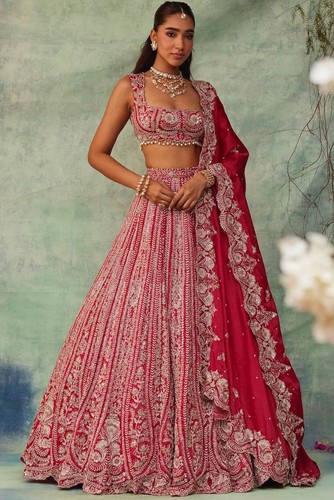 Fête Lehnga choli designer