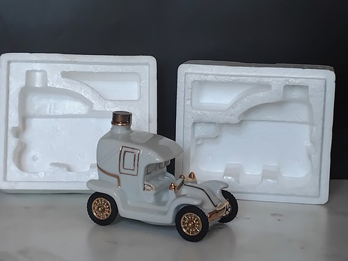 Full miniature mini bottle - miniature,