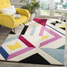Tapis moderne en laine