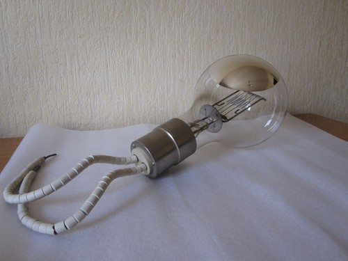 Mazda 3000 grande ampoule - mazda,