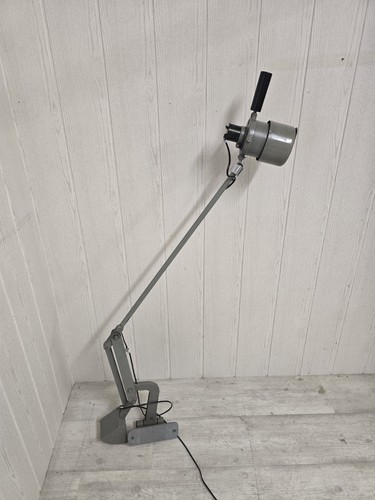 Lampe articulée