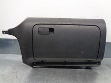 1K1857290 BOITE À GANTS /