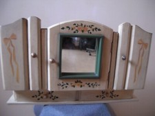 Petite armoire vintage - , peinte