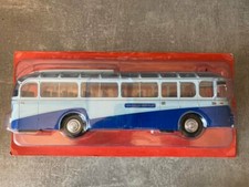 AUTOBUS / AUTOCARS DU MONDE