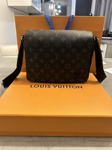 Sacoche louis vuitton - louis,