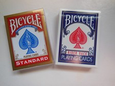 LOT 3 option B- 2 JEUX ENTIERS SPECIAUX - BICYCLE - DOS BL OU RO -Tour de MAGIE 