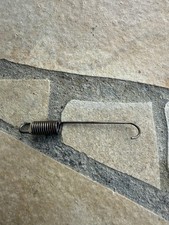 Ressort Pour Pièce Plastique Taille Haie Stihl HS 45