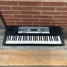 Yamaha YPT-240 61-Key Portable