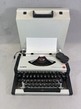 Machine à écrire Olympia