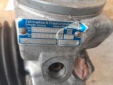 Pompe de direction MERCEDES