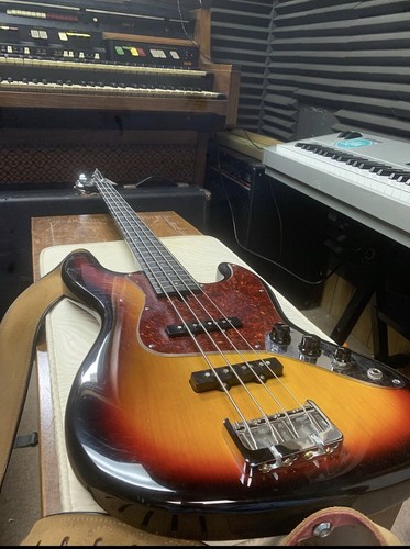 Modulus bass guitar - modulus,