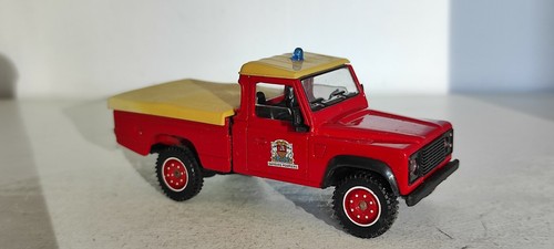 Land rover defender - rover,