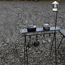 Table pliante en alliage