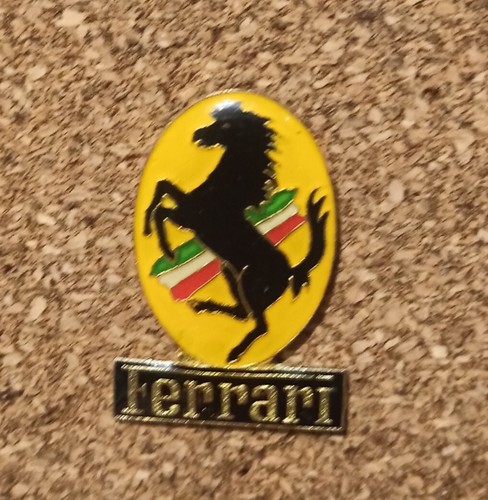 Pin ferrari cheval - pin's,