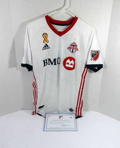 Maillot blanc utilisé - maillot,