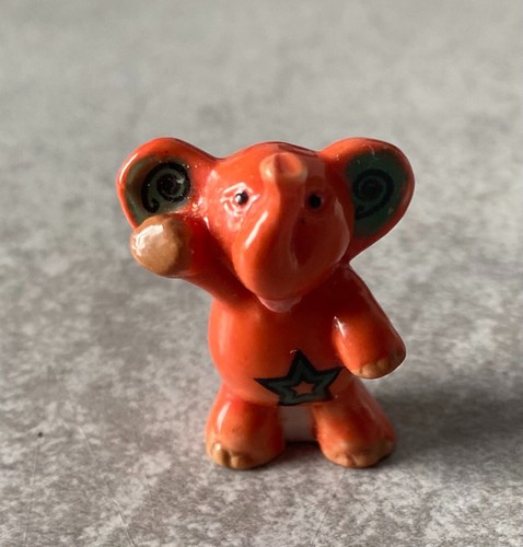 Feve parade des elephants - des,