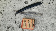 Ancien rasoir barbier (type