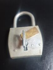 Ancien Cadenas Vachette