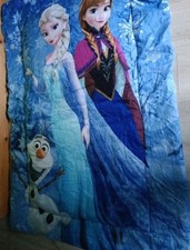 Vend une couette REINE DES NEIGES pour lit 1 personne