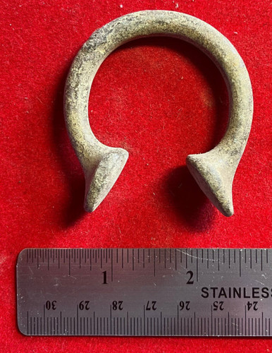 A85 bronze manilla - slave, money