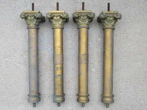 Petites colonnes à - petites,