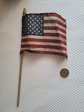 Ancien petit drapeau de
