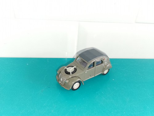 2710242 voiture miniature - 2710242,