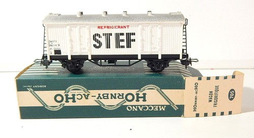 Hornby wagon couvert - hornby, a