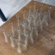 16 Anciennes flûtes champagne sans pied verre moulé Henri Maire TB + 2 en cadeau