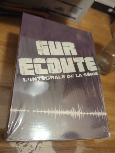 Neuf scellé sur écoute - ,