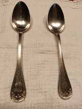 Ercuis: deux cuillères à