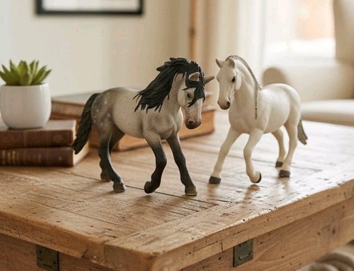 Retired schleich horse lot - schleich,