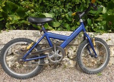 Vélo Bleu 16 pouces