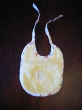 bavoir bébé éponge jaune