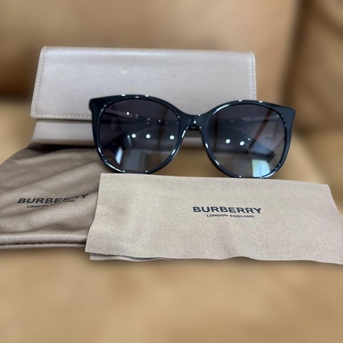 Lunettes soleil burberry b - burberry,