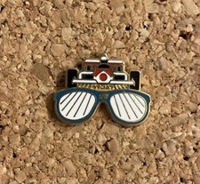 Pin’s Formule 1 F1 Pouilloux