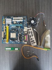 Carte mère GA-M61PME-S2 + processeur AMD Athlon 64 x2 5000+, 2,6 GHz + 1GB Ram