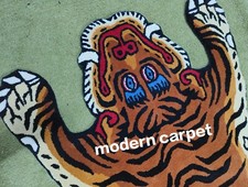 Tapis tigre tibétain fait