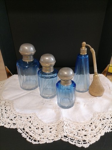 Ancien service toilette - service,