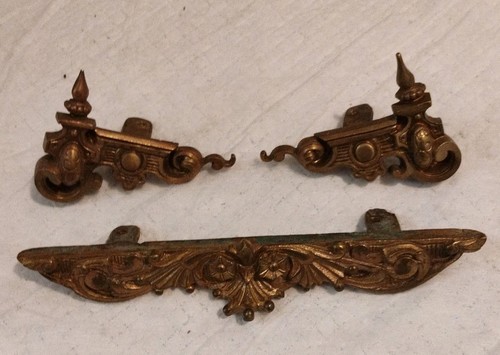 Anciens pieds pendule - 3, de