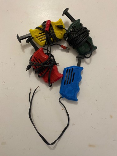 Lot manettes pour - 4,