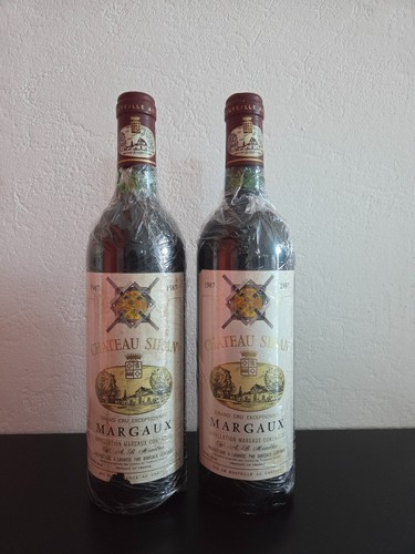Bouteilles châteaux - 2, de