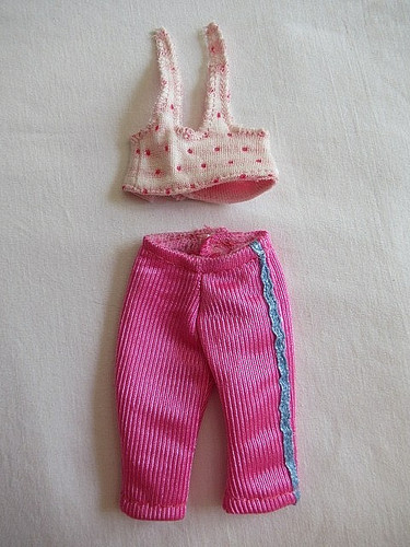 Barbie cycliste et brassiere - barbie,