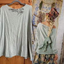 Magnolia Pear?T-shirt Europa a Manches Longues + Étiquette?Vert d’eau/bleuté