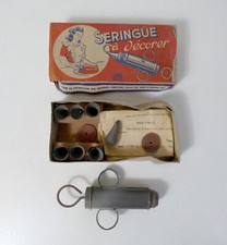 ancienne seringue à décorer